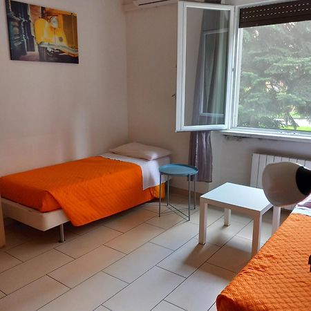 Apartamento Vicino Policlinico San Donato San Donato Milanese Exterior photo