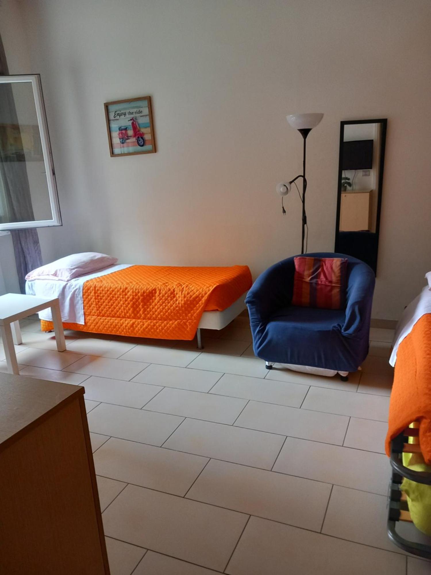 Apartamento Vicino Policlinico San Donato San Donato Milanese Exterior photo